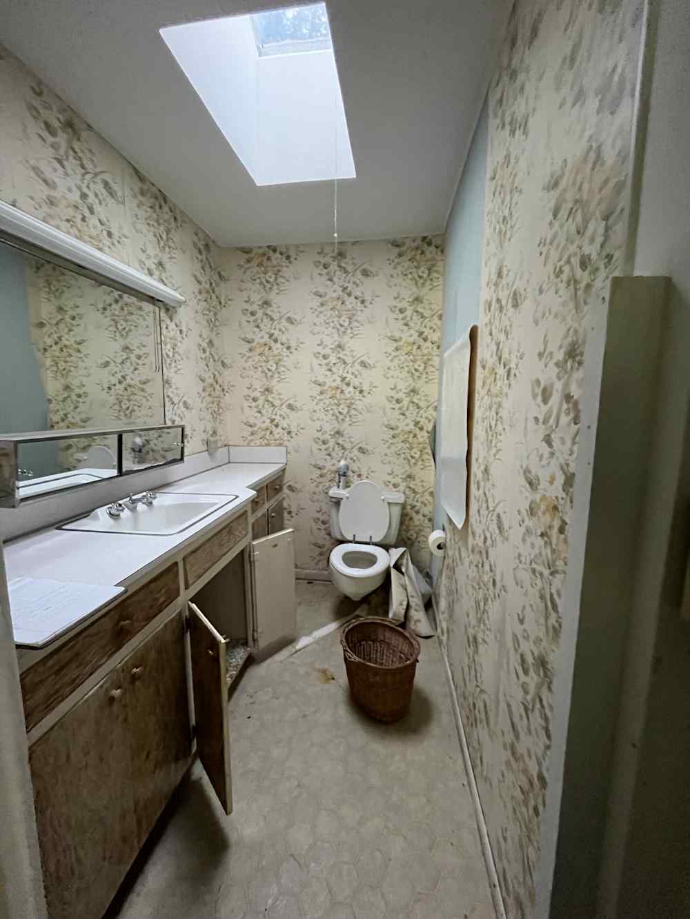 Before Bathroom Picture Before Bathroom Picture